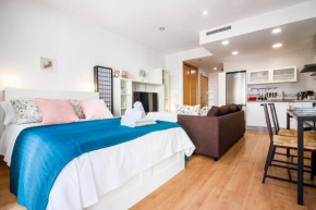 Sea & Wave AQ Boutique Apartment